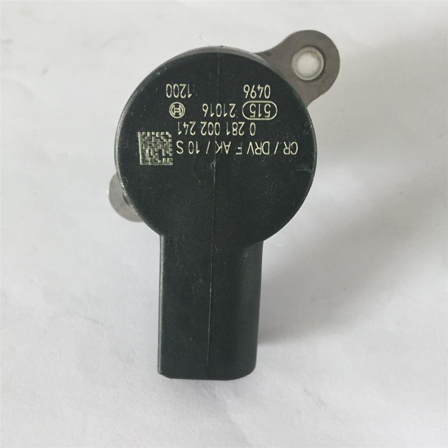 Fuel Injection Pressure Regulator Valve  For Mercedes CDI Sprinter 0281002241