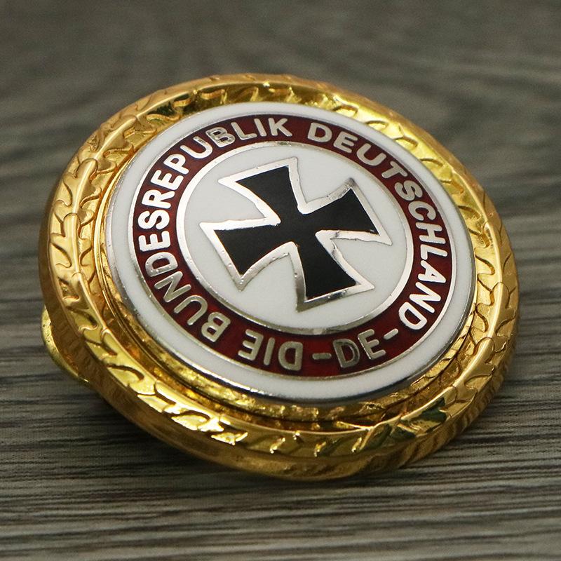 Gold And Silver Plated Round Medal Badge Emblem For Awards And Recognition Cross Metal Badge Small Medal For Achievement Collection