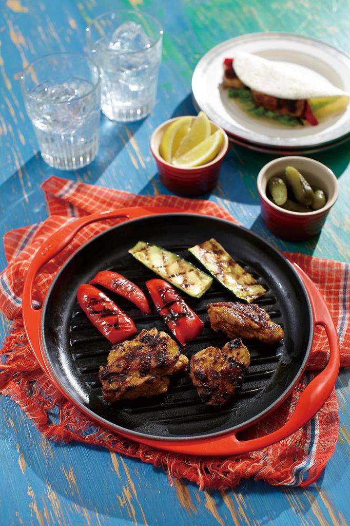 Le Creuset Rondo Grill Frying Cherry Induction Product Product In Pan, 25cm, Red, Compatible, Number 20125-00-06 [Official Japan]