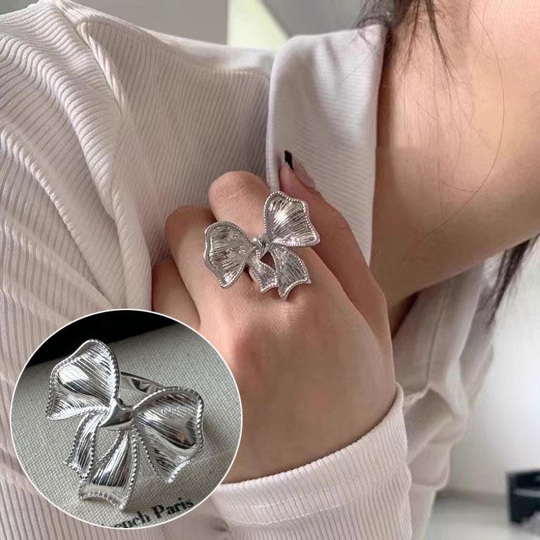 Geometric Bold Hip Hop Ring for Women – Trendy European & American Style, Open Creative Index Finger Design