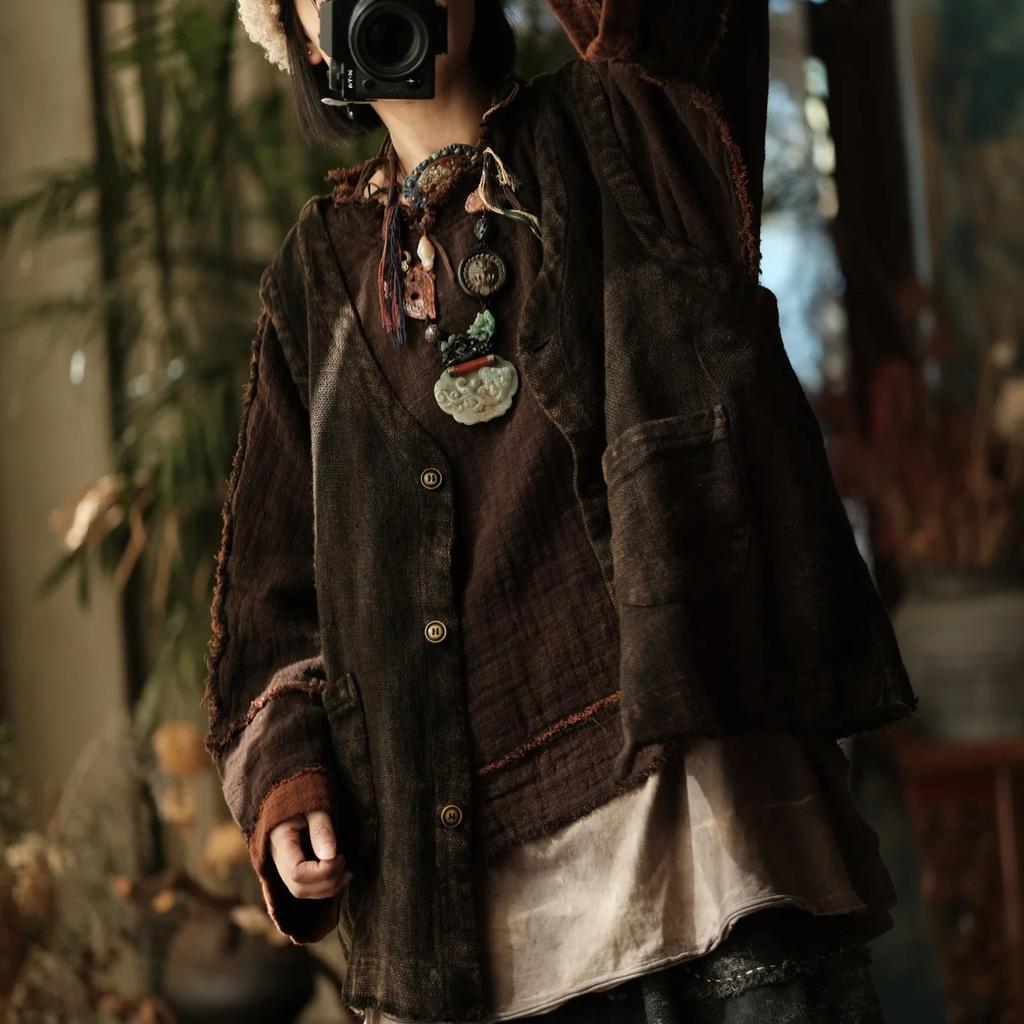 Johnature Women Vintage Coats Old Black Patchwork Button Pockets V-Neck Sleeveless Chinese Style Coats