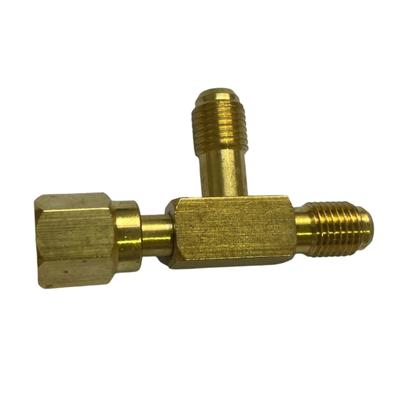 Adattatore a T in Ottone Robusto con Filettatura Esterna da 1/4 Filettatura Esterna SAE Per Refrigerazione Installazione Facile