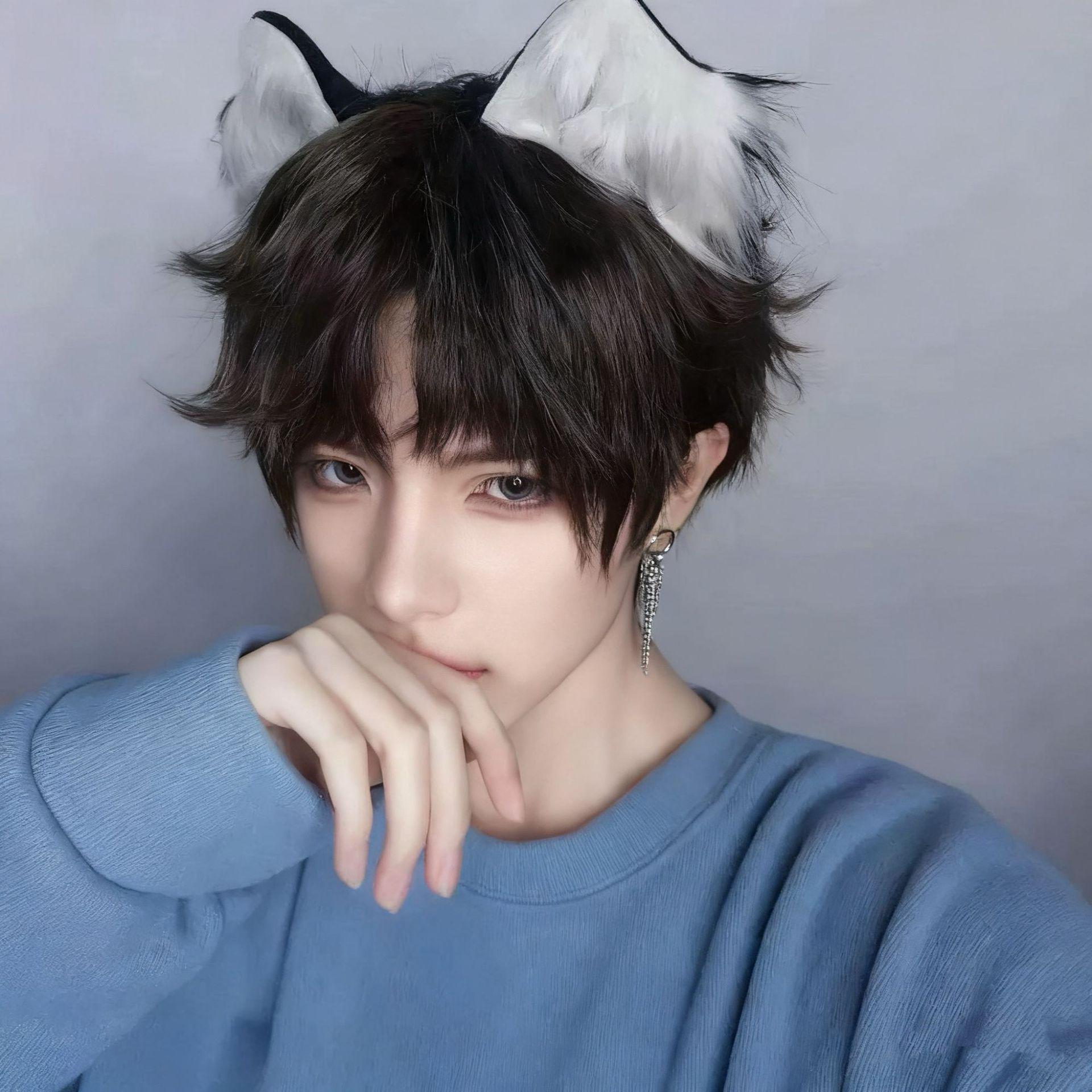 

White Plush Cat & Fox Ear Hair Clips - Cute Japanese Style for Halloween