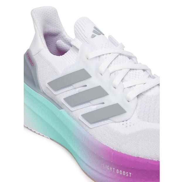 Кроссовки adidas Ultraboost 5