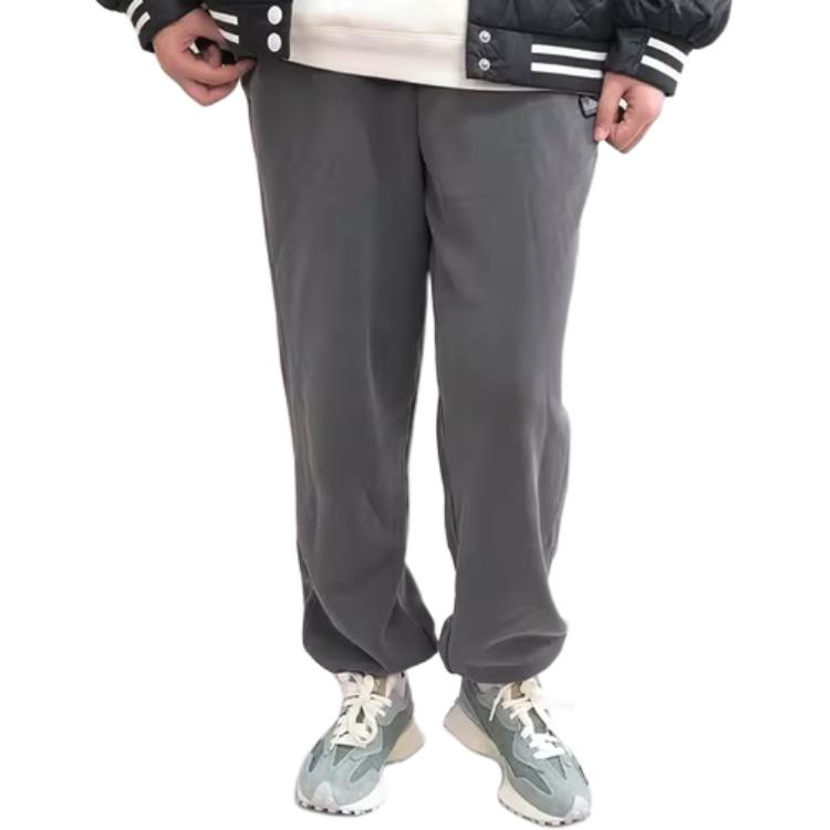 Converse Go To Sneaker Patch Loose Fit Sweatpants 10025540-A01