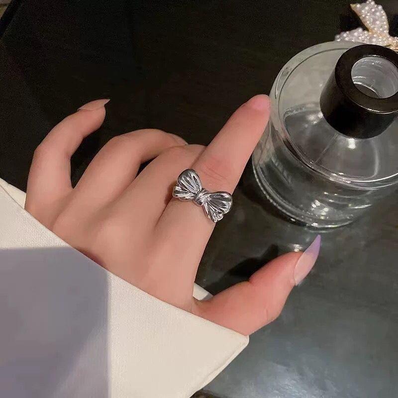 Popular ins trendy checkerboard love ring female Japanese and Korean niche design versatile hip-hop personality cool Sa index finger ring