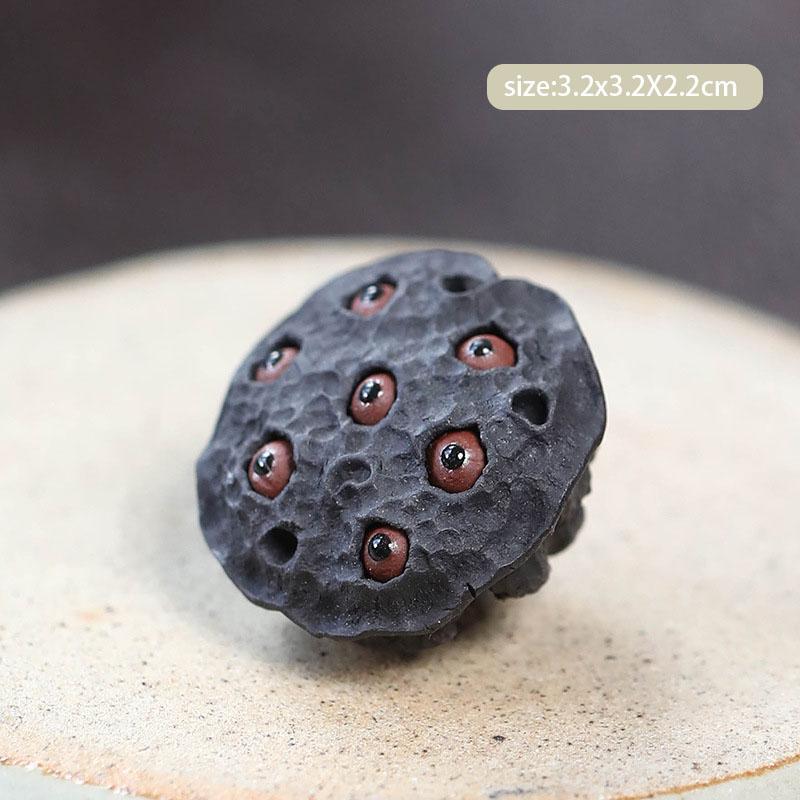 Yixing Handmade Sculpture Purple Clay Tea Pet Lotus Seed Model Figurine Ornaments Desktop Art Tea Ceremony Decors Accessories