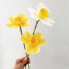 Artificial Daffodil Flowers 15 Inch Length Fake Silk Narcissus Flower Yellow White Faux Flower Bouquet for Floral Arrangement Spring Home