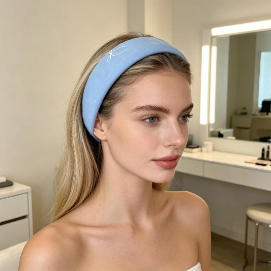 Yousheng Süßer Stil Stirnband Blaue Stickerei Verdickte Schwammpolsterung Schleifenmuster Haarreif mit Glatten Kanten Gesichtsformendes Haaraccessoire