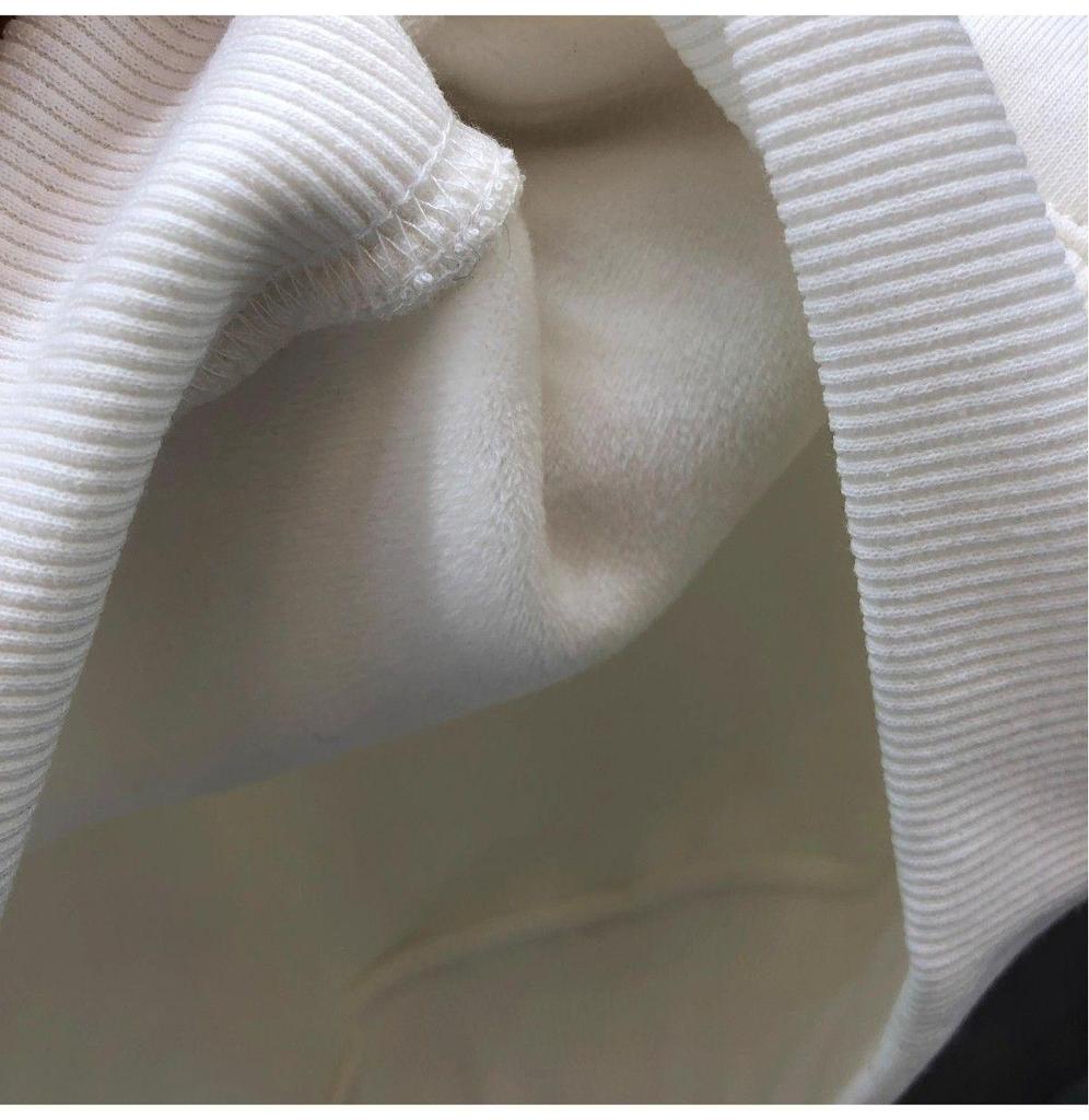 Men's Winter Fleece-Lined White Sweatshirt: Simple Solid Color, Round Neck, Long Sleeve, No Hood, Perfect for Spring and Autumn.