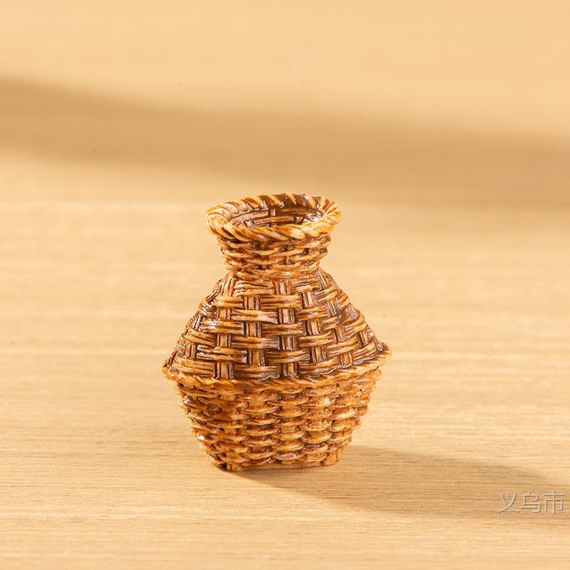 4pcs Miniature Woven Basket, Model House Accessories, Miniature Willow Basket for Crafts, Miniature House Furniture Set