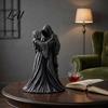 Mysterious Desktop Figurine Gothic Faceless Lovers Couple Sculpture Ghost Figurine Dark Macabre Home Accents Ornament for Shelf Mantel Table