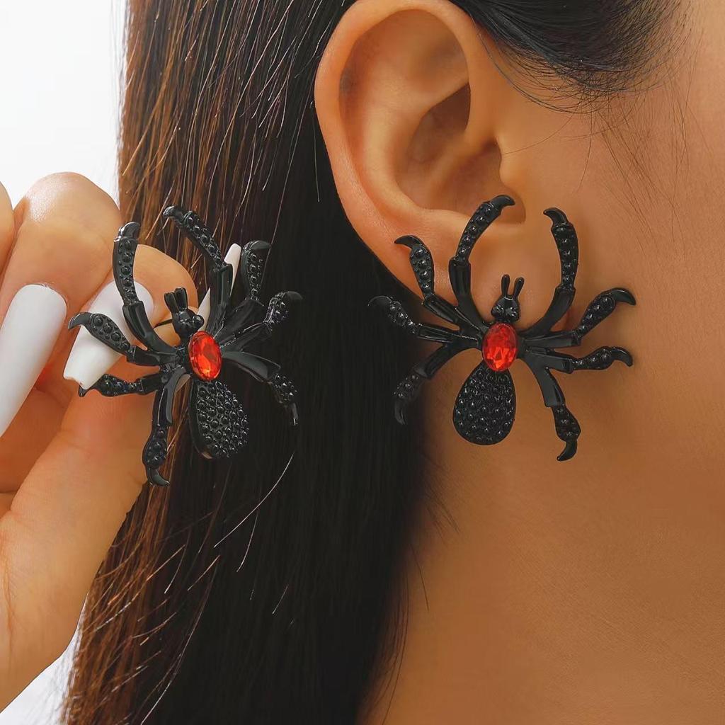 Halloween Spinnenstecker: Dunkler, dreidimensionaler Punk-Stil für einen coolen, ausgefallenen Look - Perfekt für europäische und amerikanische Fashionistas.