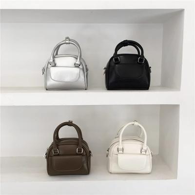 Simple, Exquisite, Niche, Cute Shell Bag for Carrying, Retro Small Bag for Autumn and Winter, Hand-held Bag, Shoulder Slung, Square