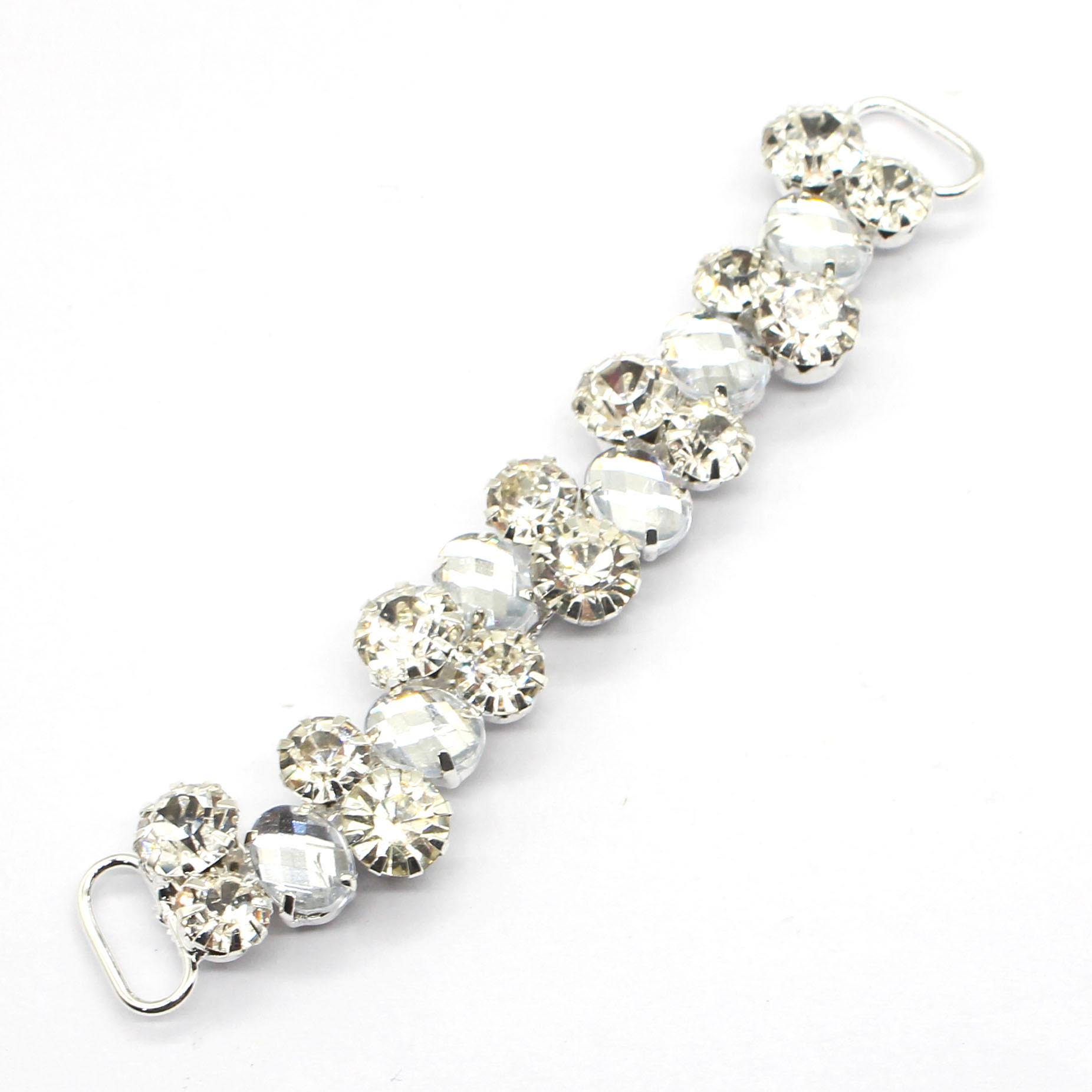 

Кристальные цепочки разных размеров для ювелирных изделий, одежды, обуви и купальников.