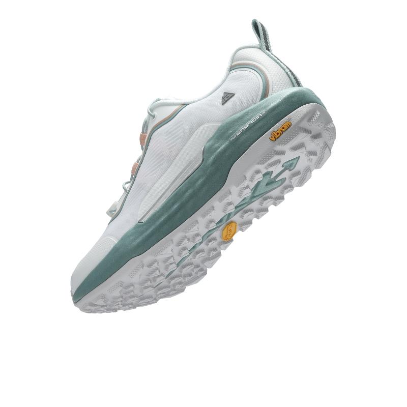 Fila Breathable Non-Slip Durable Low-Top Outdoor Functional Shoes Women Shoes Bright-White A12W421207FBW