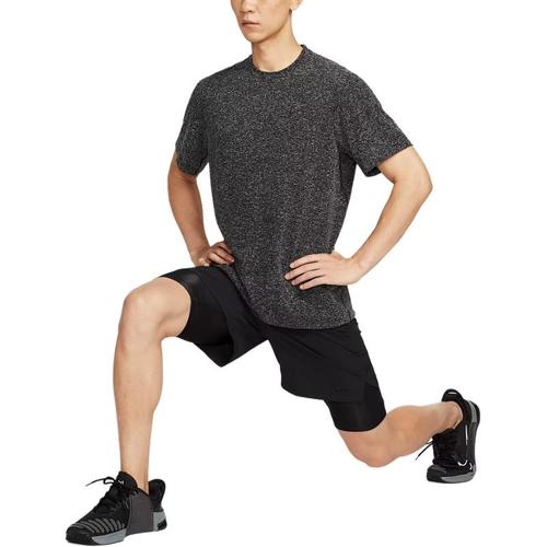 Nike Men's Black Crew Neck Logo T-Shirt