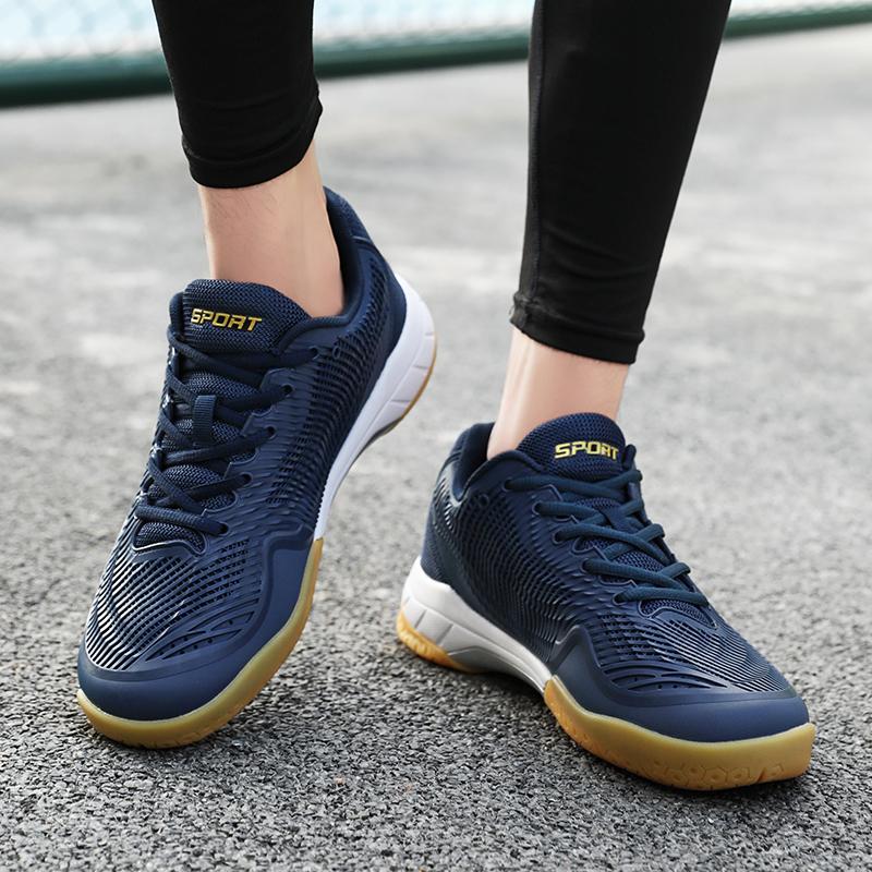 36-45 Couple Plus Size Shock-absorbing Anti Slip Wear-resistant Breathable Fashionable Sports Tennis Shoes Badminton Shoes