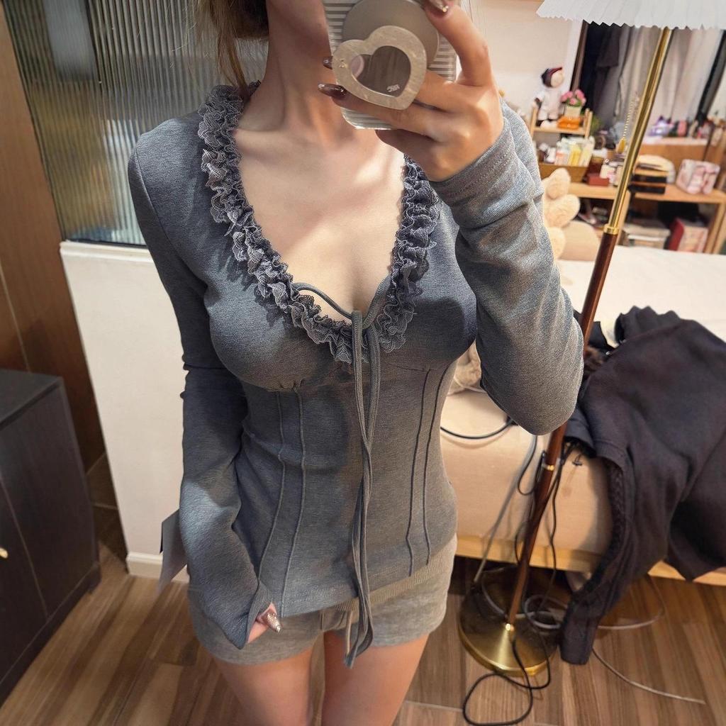 New European & American Style Deep V-neck Slim-fit Ruffle Long-sleeved T-shirt