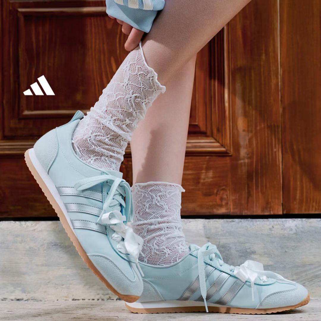

Adidas Ice Cream T Head Shoes Vs JOG 2.0 Low-Profile Sports Shoes (Men s and Women s) KH5559 46.5 синий
