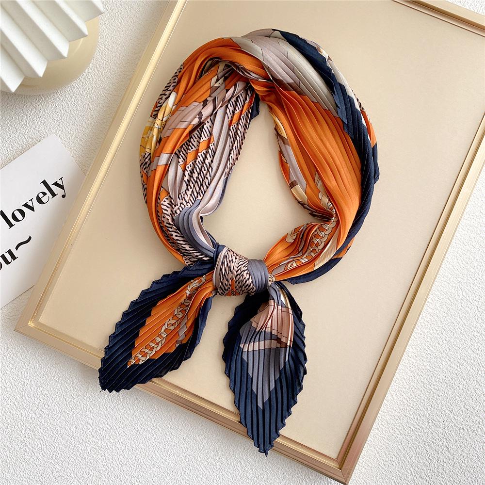 

Весна 70 Плиссированный маленький шелковый шарф: Универсальный декоративный аксессуар в корейском стиле для деловых женщин 70 cm