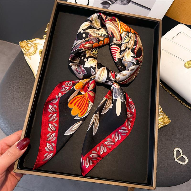 

70cm Ethnic Style Flower Scarf Women s Simulated Silk Printed Kerchief Retro Versatile Clothes Bags and Accessories Scarf чорний