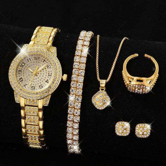 Ladies Fashion Bracelet Watch Diamond Inlaid Watch Cornucopia Roman Quartz Watch Women'S Watch