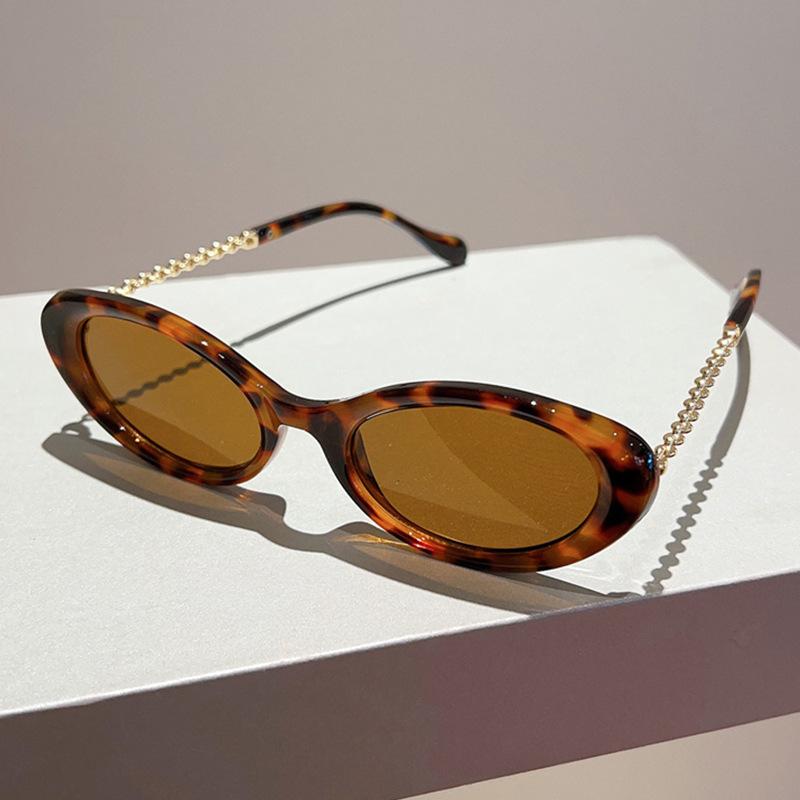 

Luxury Brand Designer Small Frame Oval Sunglasses Women For Men Vintage Fashion Sun Glasses Trendy Punk Metal Chain Shades Uv400