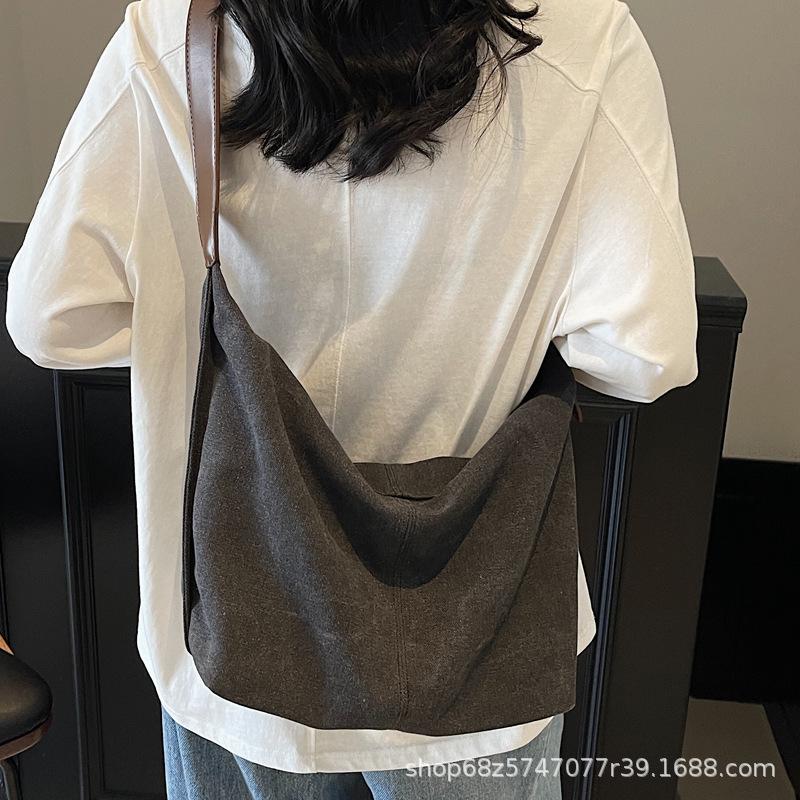 Lazy wind simple large capacity messenger bag 2025 new trendy fashion versatile shoulder bag casual canvas tote bag