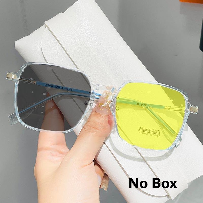 Stylish Large Frame Photochromic Myopia Glasses for Women Anti Blue Light Color Changing Night Vision Near Sight Eyeglasses -4.0
