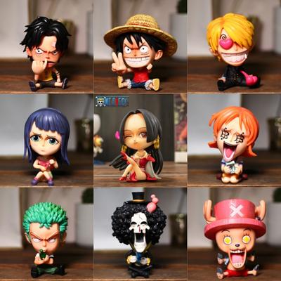 Anime One Piece Noel Aksiyon Figürü 8-10 cm PVC Luffy Roronoa Zoro Sevimli Süsler Q Versiyon Araba Dekorasyonu Koleksiyon Modeli