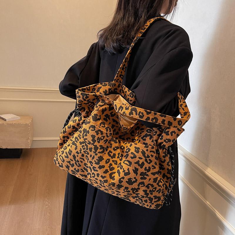 Neuer Druck Große Wiederverwendbare Lebensmittel-Einkaufstasche Damen Tragetasche Mode Tasche Schultertasche Faltbare Öko-Tasche Waschbar Reise