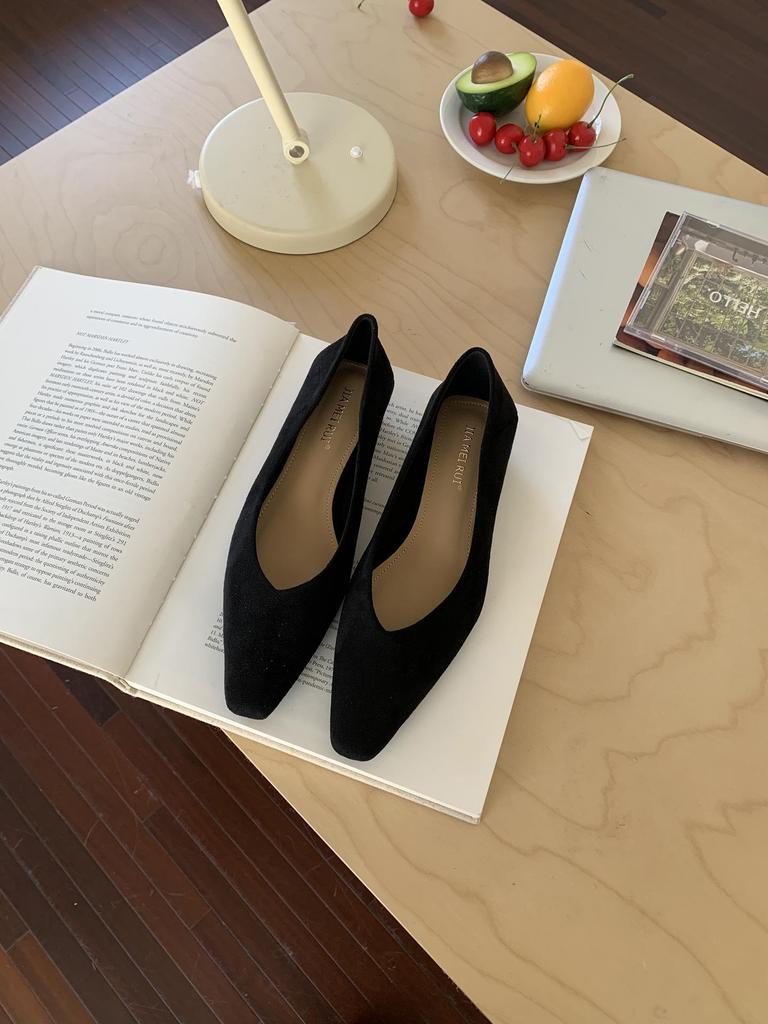 Damen Wildleder Schuhe mit eckiger Zehenpartie und niedrigem Absatz, zum Hineinschlüpfen, Koreanischer Stil, vielseitig für alle Jahreszeiten, Neue Kollektion 2025