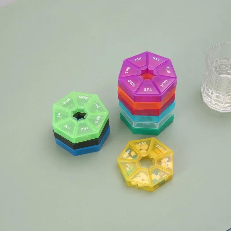 Tragbare Reise-Medizinbox Vitamin-Pillendose Pillenetuis Behälter Organizer Aufbewahrung Tabletten 7 Tage Fächer Medizin Fischöle