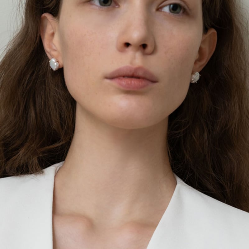 

Aube de moi Bold Clover Pearl Earring -