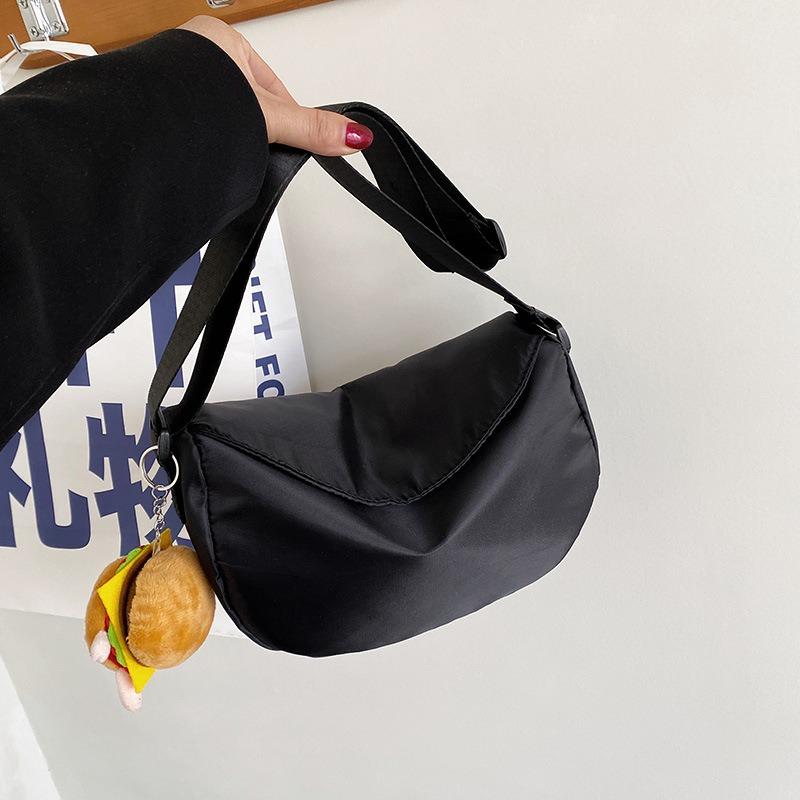Bags Women's New Messenger Bags Casual Small Bags Sports Shoulder Bags Nylon Bags Shoulder Bags Commuter Dumpling Bags
