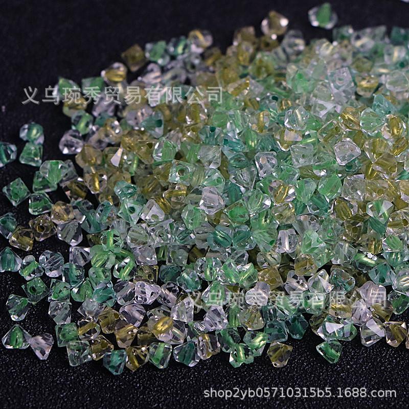 Koraliki szklane typu seed w kształcie brzoskwiniowego serca 4 mm do ręcznie robionej biżuterii - DIY bransoletki i naszyjniki.