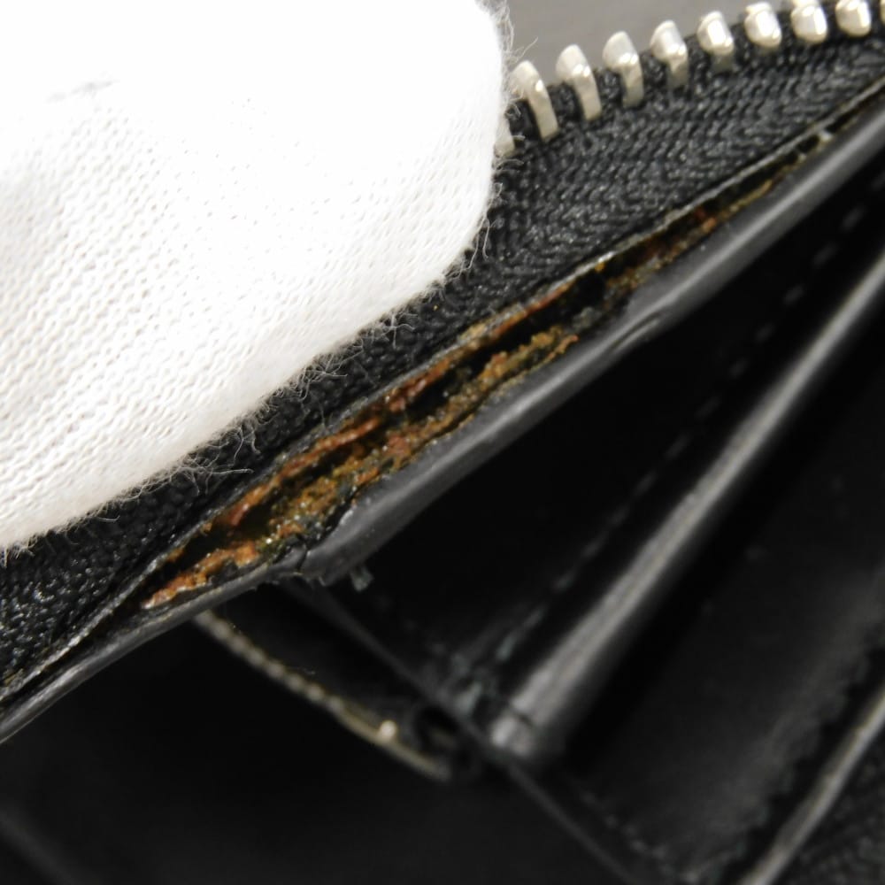 Used 12695 Zip Around Wallet 109N54.F13 7940 White Smooth Calfskin Zip Around Anagram Embossed Black Unisex from Japan