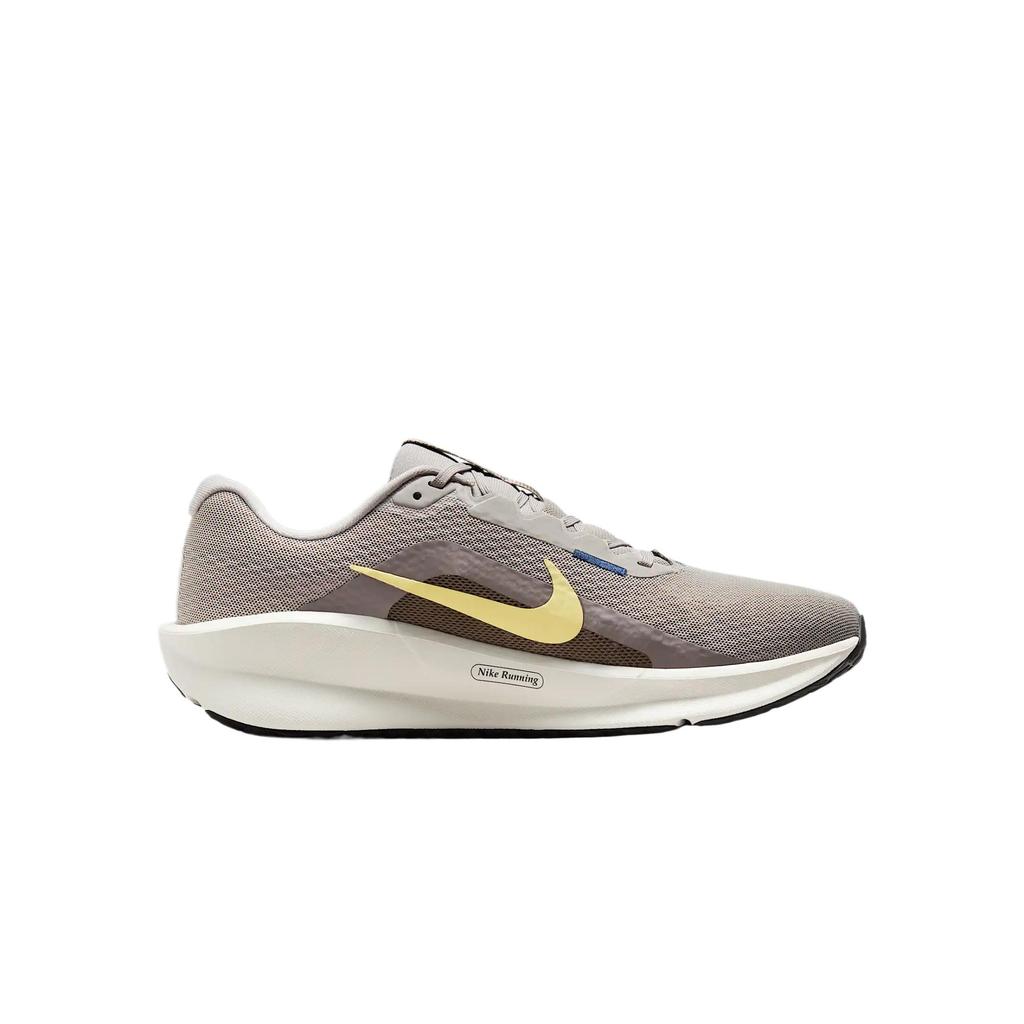 Nike Downshifter 13 College Grey Soft Yellow Herren Sneakers Cave-Stone Diffused-Blue FD6454-011