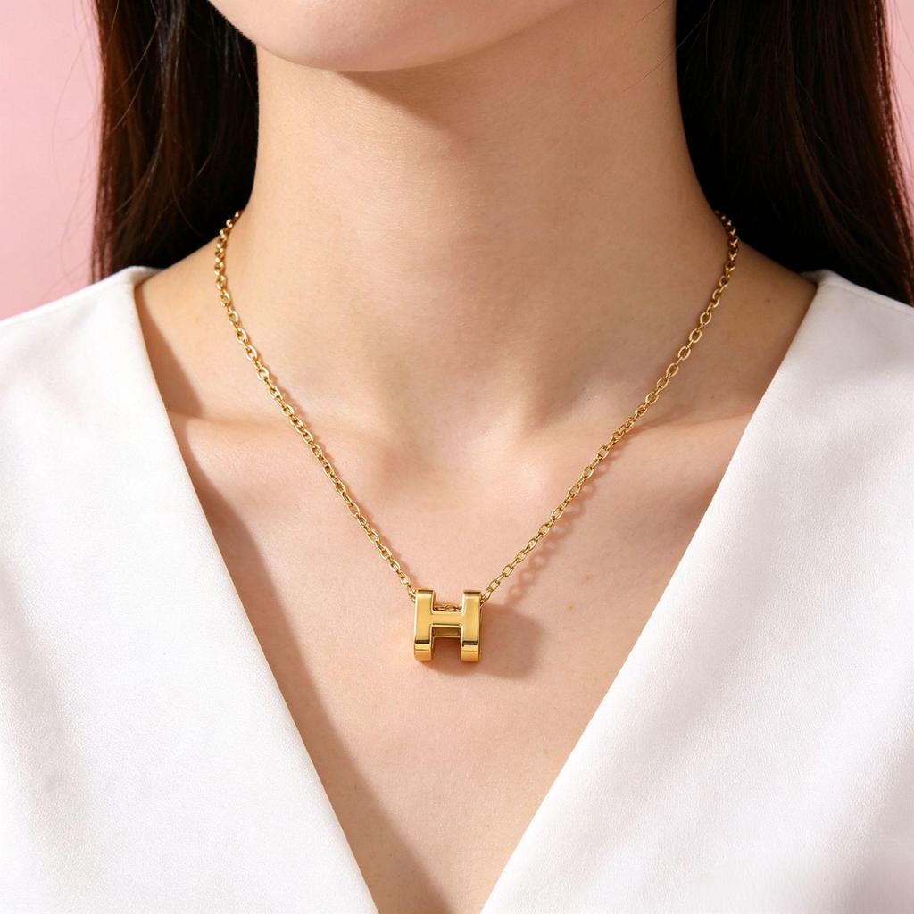 Aijia 18k Gold-Plated Enamel Necklace with H Pendant - Women's Fashion Accessory