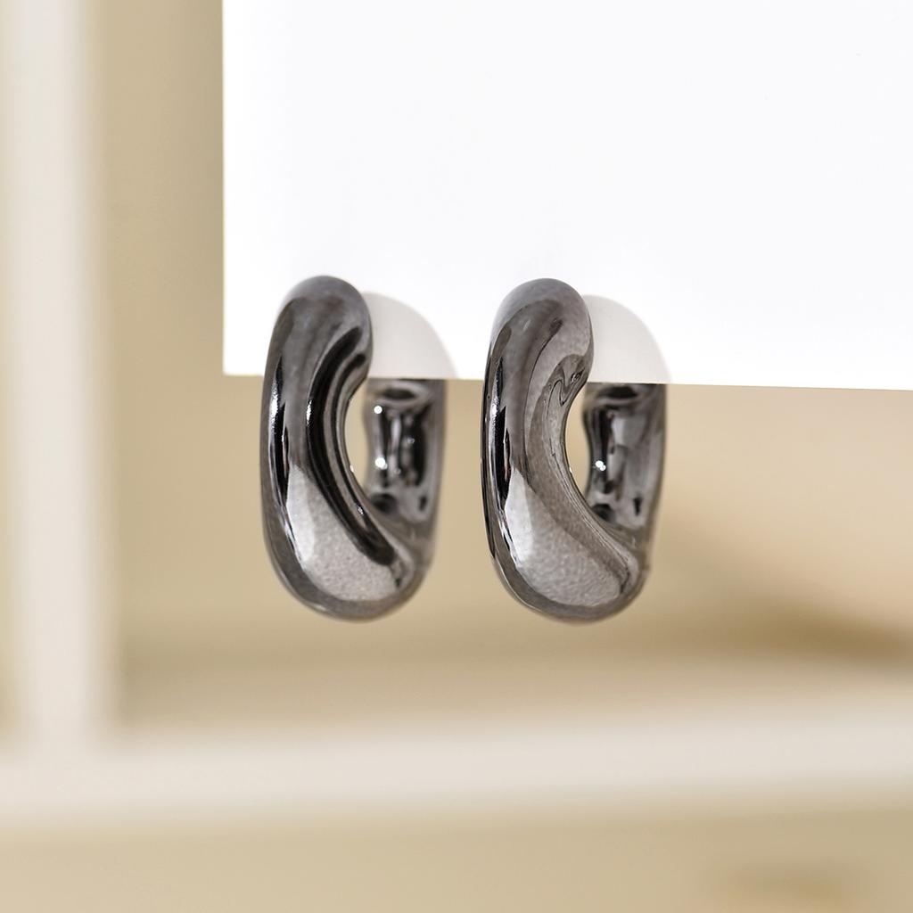 Metallic Color Acrylic Chunky C-shape Hoop Earrings for Women New Irregular Geometric Huggies Earring Glossy Jewelry
