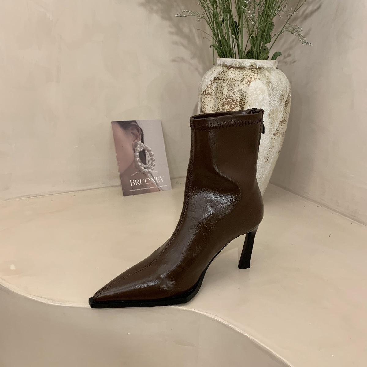 

High-heeled pointed short boots autumn and winter new European and American fine-heeled splicing bare boots retro brown short boots 35 темно-коричневого