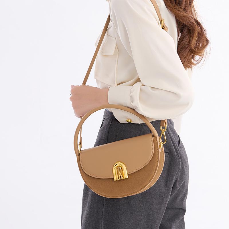 2024 Fall/Winter New Niche Design Handbag Fashionable Commuting Half-Round Bag High-End Single-Shoulder Crossbody Saddle Bag