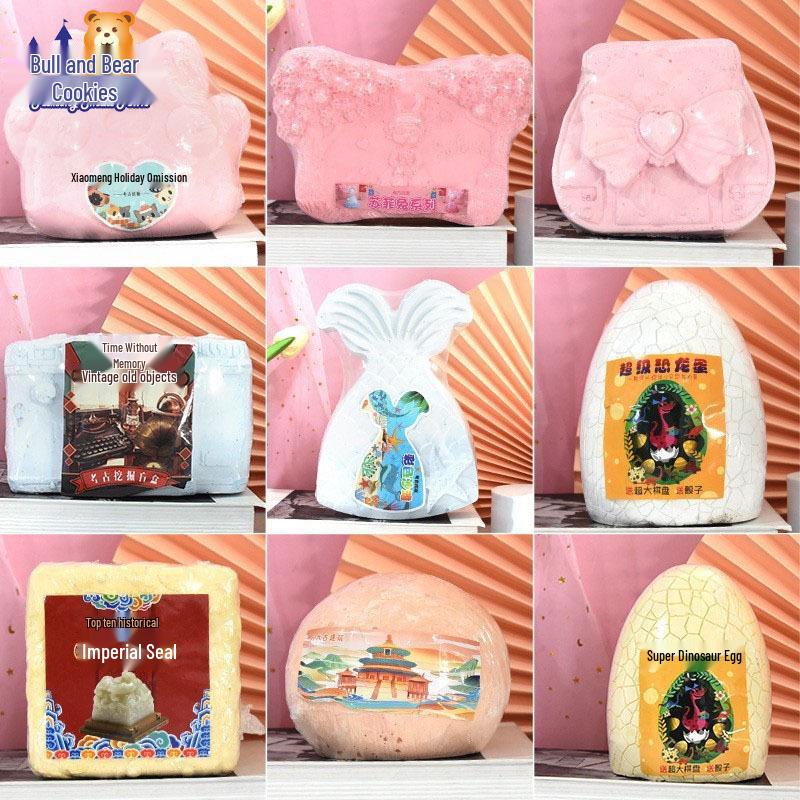 Dinosaur Fossil Excavation Toy – Children's Educational DIY Dig Kit with Surprise Gem Figurine