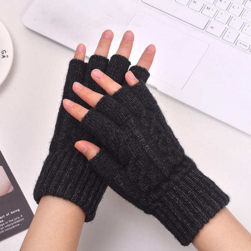 Unisex Waterproof Half-Finger Gloves for Autumn/Winter: Thicken Velvet, Non-slip, Ideal for Outdoor Cycling and Driving.