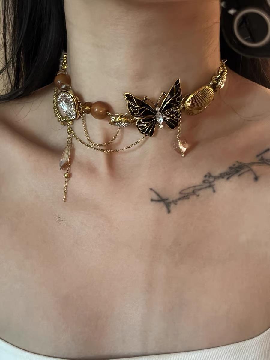 

Ожерелье-бабочка для женщин, легкая роскошная и изысканная цепочка на ключицы, высококачественное персонализированное ожерелье Майяра
