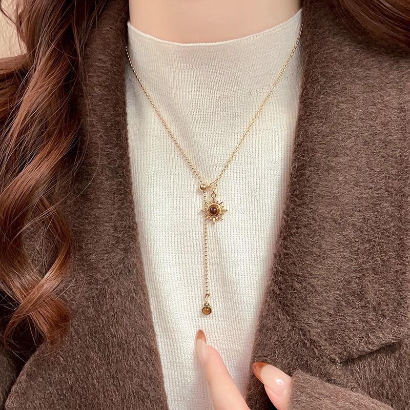 

New Long Sunflower Tiger Eye Stone Pendant Necklace for Womens Accessories Sweater Chain Light Luxury Jewelry Gifts