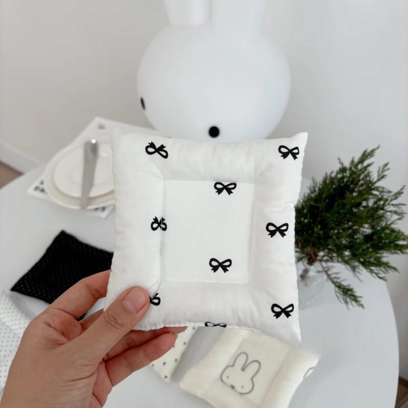 Cotton Heat Resistant Table Mat Quilted Square Coaster Bowknot Polka Dot Anti Scald Placemat For Home Kitchen Table Decoration
