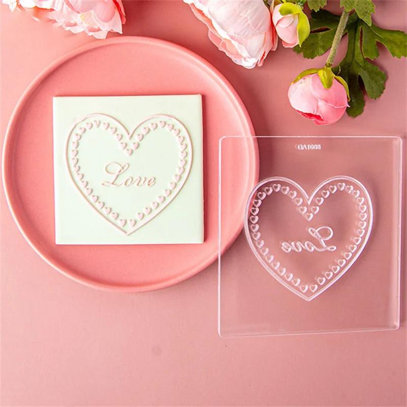 Love Heart Cutting Suit Acrylic Cookie Mold Biscuit Cutter Molds Hearts Shape Embossed Handmade Bakeware Tool for Valentines Day