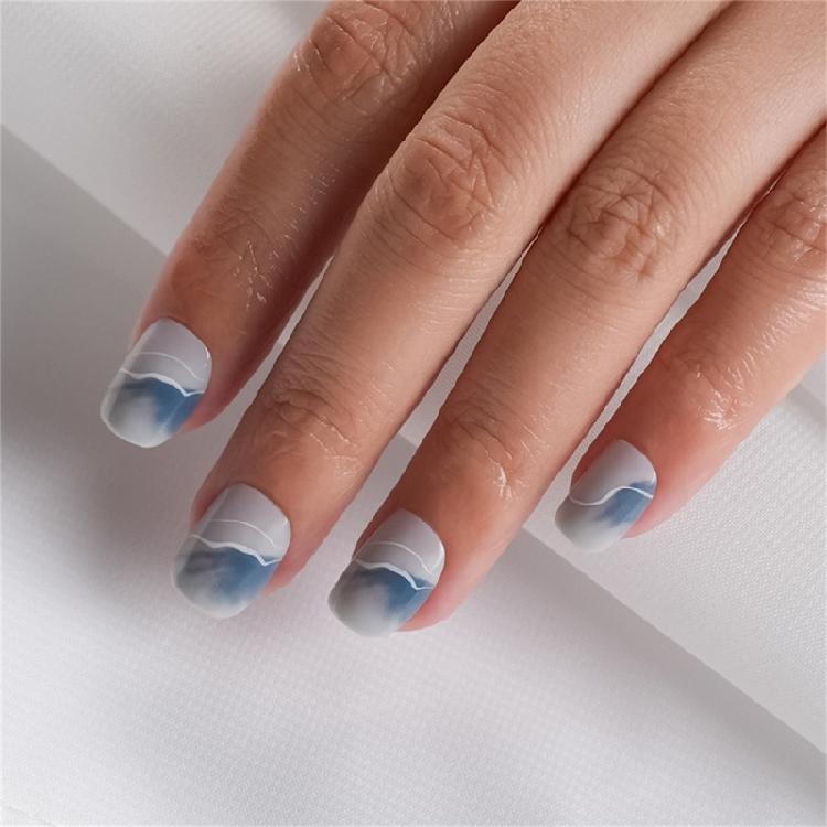 24 Stück Glänzende Natürliche Falsche Nägel mit Farbverläufen Landschaftsmalerei Designs Kurze Quadratische Form Press-On Nägel Kleben auf Nägel